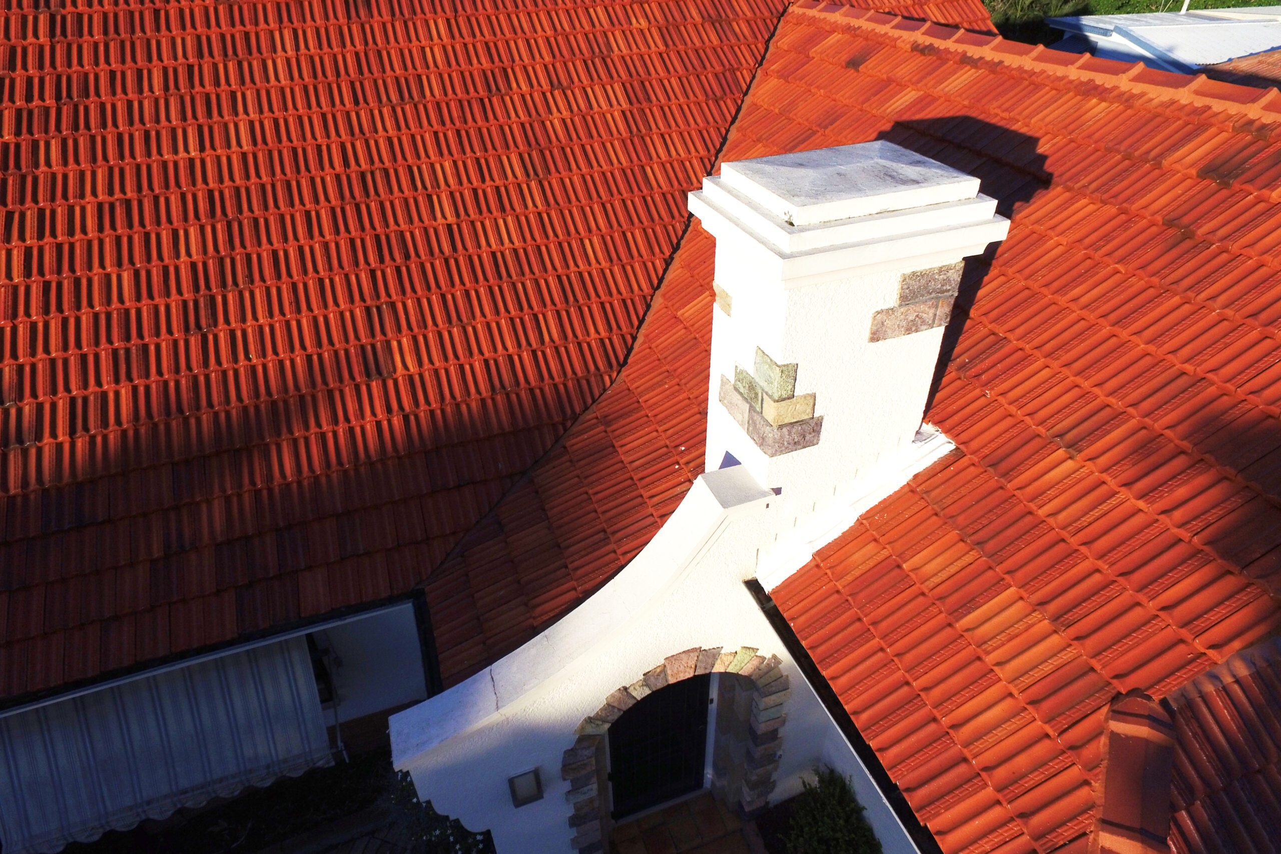KWR Roofing - Tiled Roof